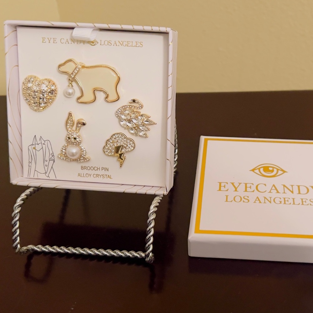 Eye Candy Gold and Silver Brooch Set